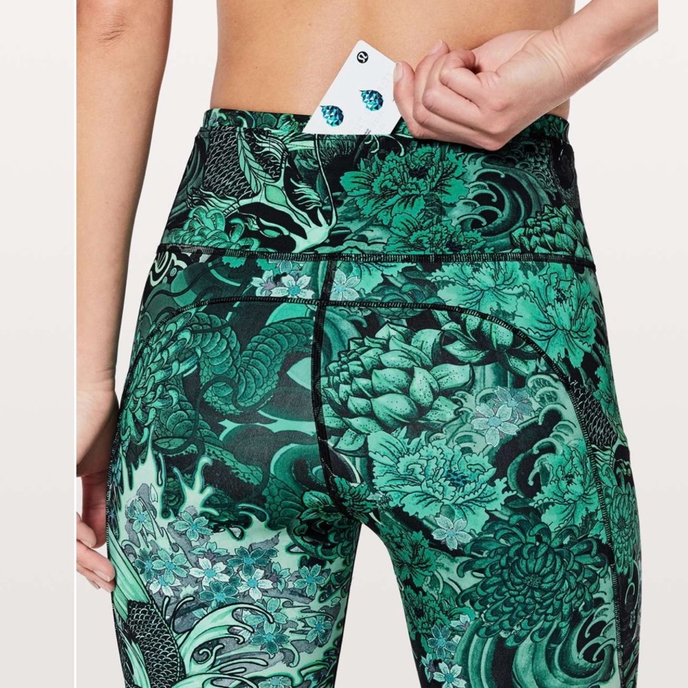 Fast And Free Crop ll *Newlux 19” Memoir Mulri Green. Pristine Condition. RARE!